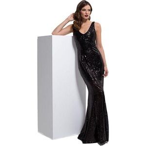 NWOT Black Sequin Stretch Tulle Gown